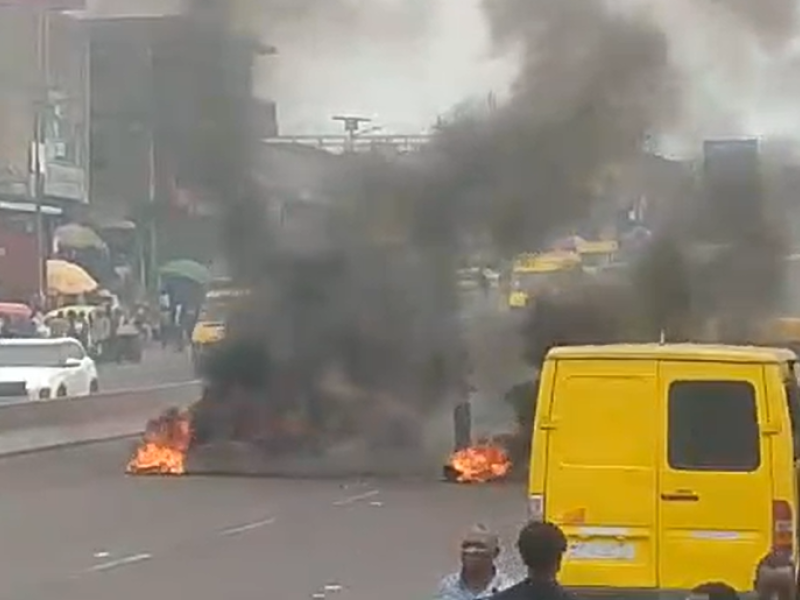 Manifestation des militants de l'opposition à Masina