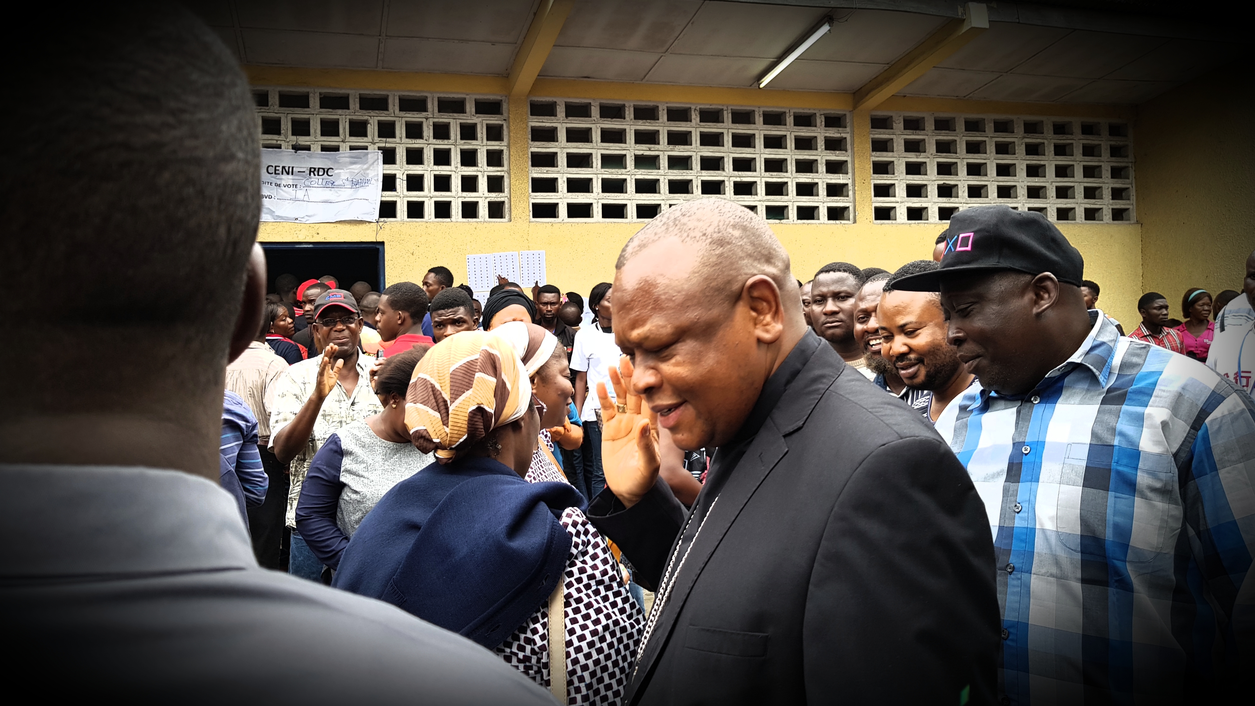 L'archevêque de Kinshasa dans un centre de vote le 30 décembre 2018 / Ph. Christine Tshibuyi  / ACTUALITE.CD 