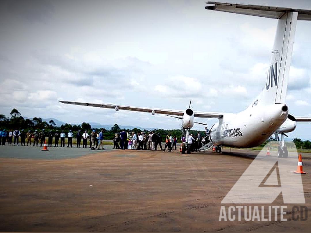 L'avion du SG de l'ONU se pose sur l'aéroport de Mavivi / Ph. Yassin Kombi / ACTUALITE.CD 