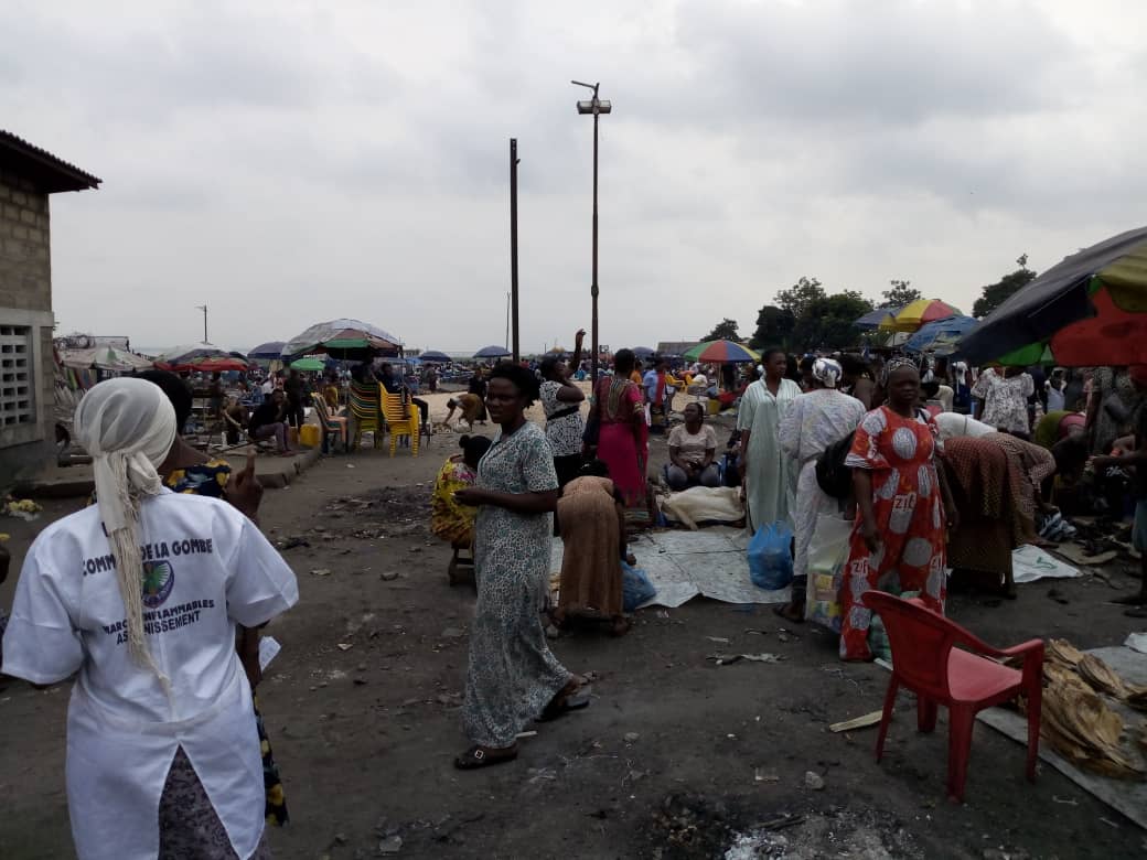 RDC : après 2 jours de protestation, les vendeuses du port de l’Onatra ont repris leurs activités dans le marché Inflammable