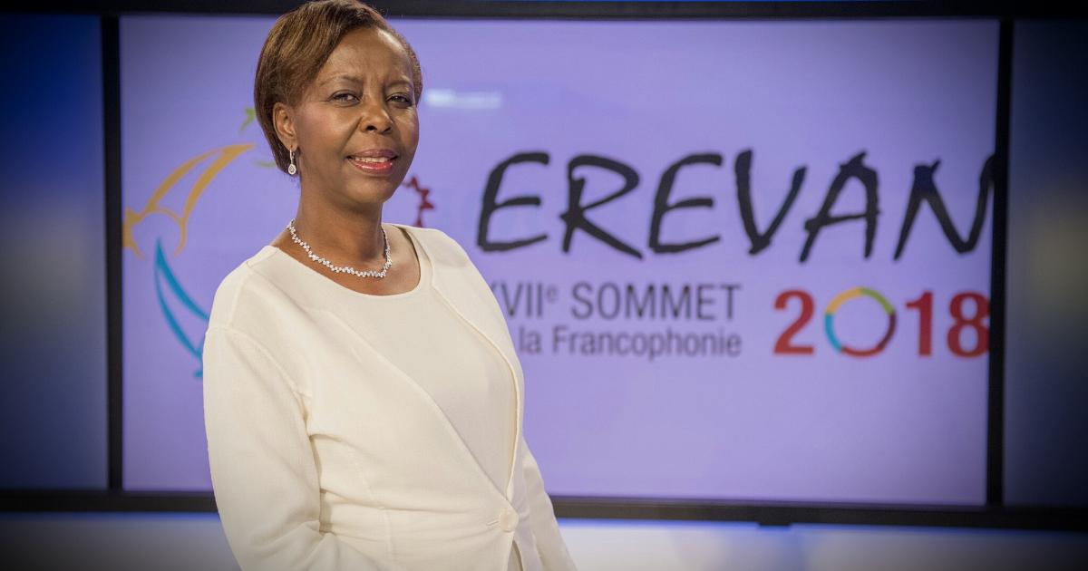 Louise Mushikiwabo , DROITS TIERS 
