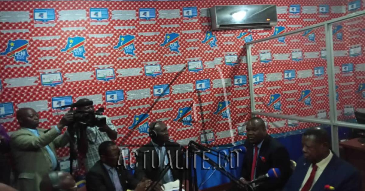 Inauguration de la radio de la CENI