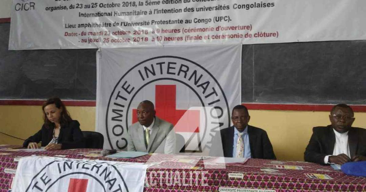 Les autorités et la cheffe de délégation du CICR (Photo ACTUALITE.CD)