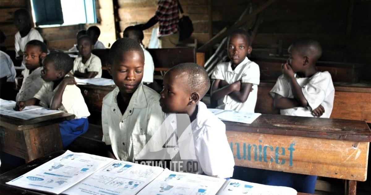 Les élèves dans une salle de classe à Kibumba, dans le territoire de Nyiragongo (Nord-Kivu)