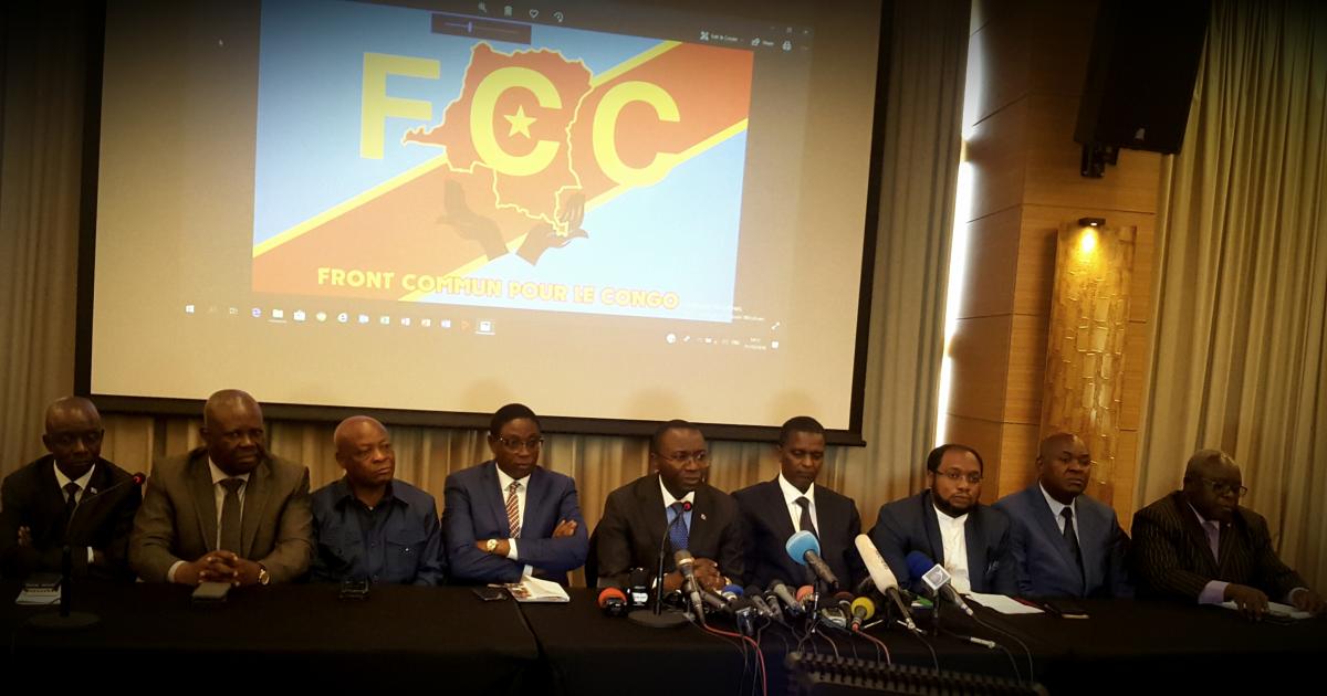 Le comité stratégique du FCC en conférence de presse 
