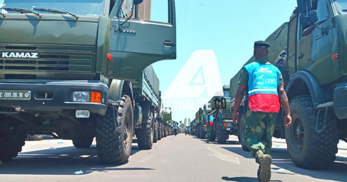 Matériel roulant acquis par la Ceni à Kinshasa/Ph.ACTUALITE.CD de Christine Tshibuyi