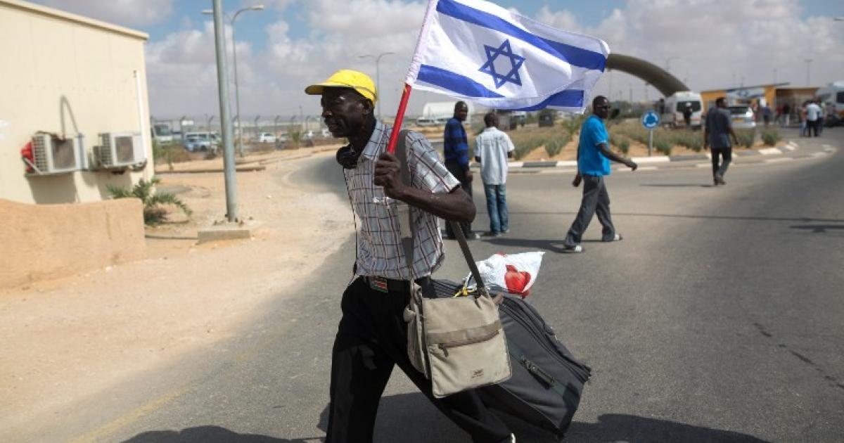 AFP PHOTO/MENAHEM KAHANA