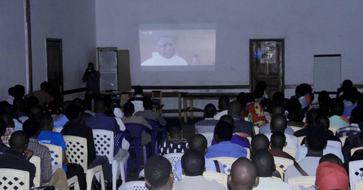 Les jeunes de Goma célèbrent le Prix Nobel de la Paix Mukwege à Goma