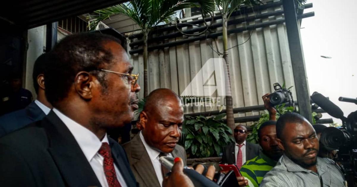 Théodore Ngoy et Martin Fayulu au sortir de la réunion avec la CENI