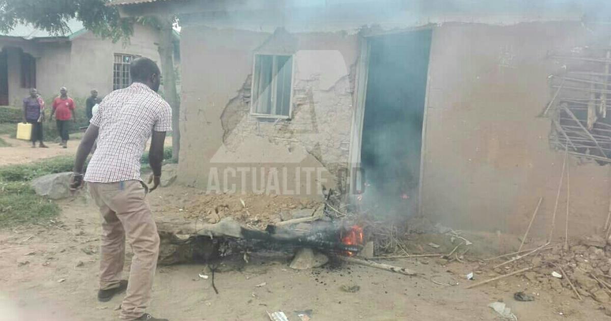 Un bureau de quartier incendié à Beni par des manifestants contre les tueries des civils