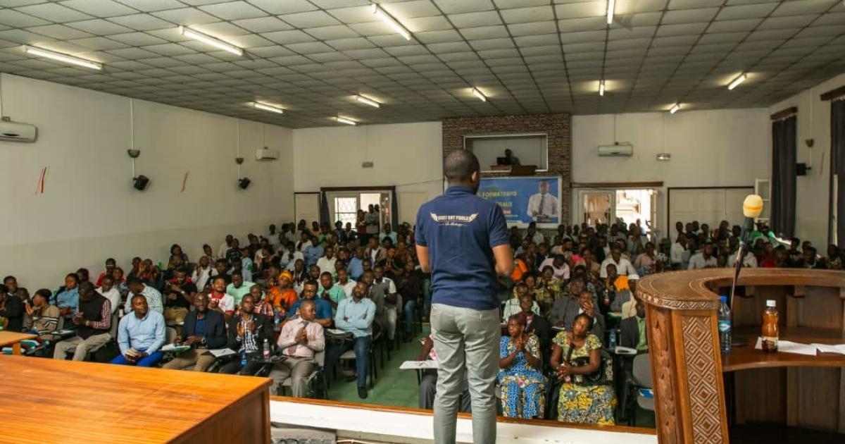 La cérémonie du lancement de l'école des formateurs des témoins électoraux à Lubumbashi par Adam Chalwe