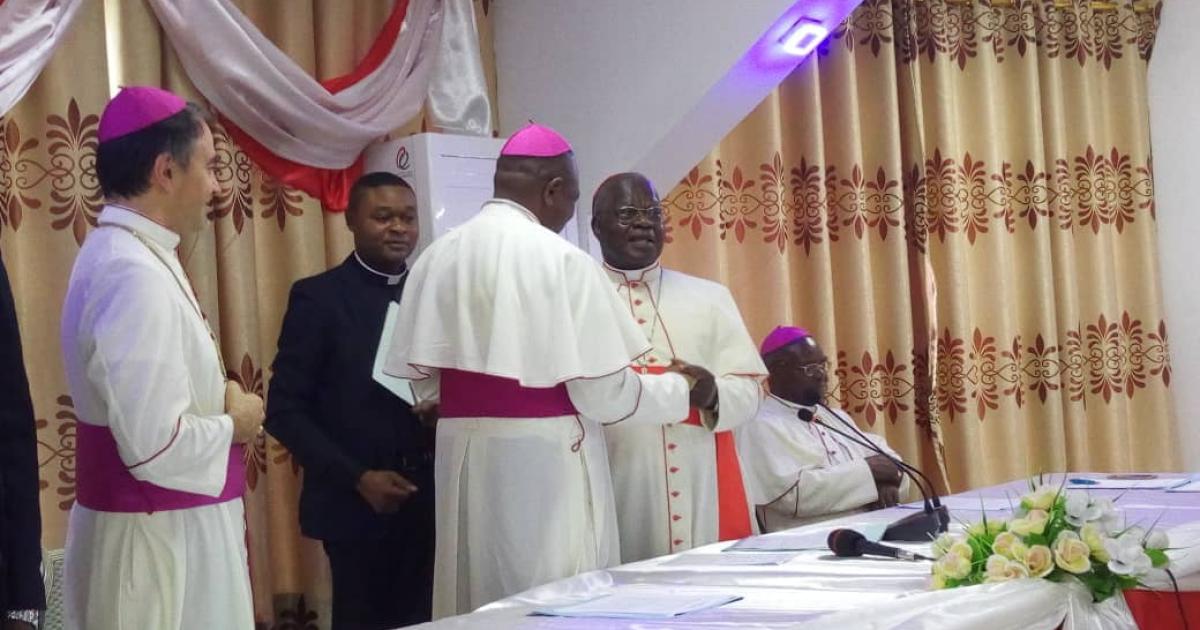 Ambongo  et Monsengwo lors de l'annonce au centre Lindonge / Ph. Droits tiers 