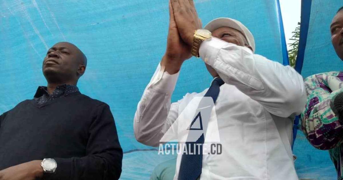 Jean Marc Kabund, secrétaire général de l'UDPS s'adressant aux militants du parti au sujet Martin Fayulu, candidat commun de l'opposition/Ph. Christine Tshibuyi 