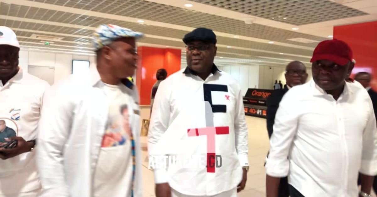 Vital Kamerhe et Félix Tshisekedi à l'aéroport de Nd'jili/Ph. Christine Tshibuyi