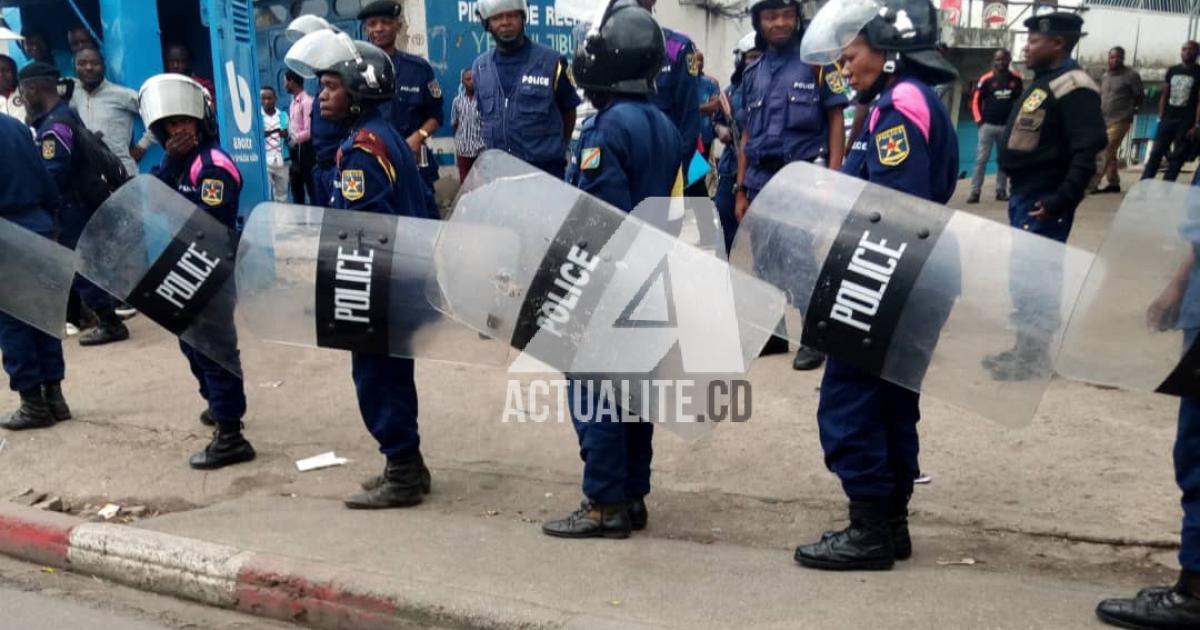 La Police face aux manifestants (Photo d'illustration ACTUALITE.CD)