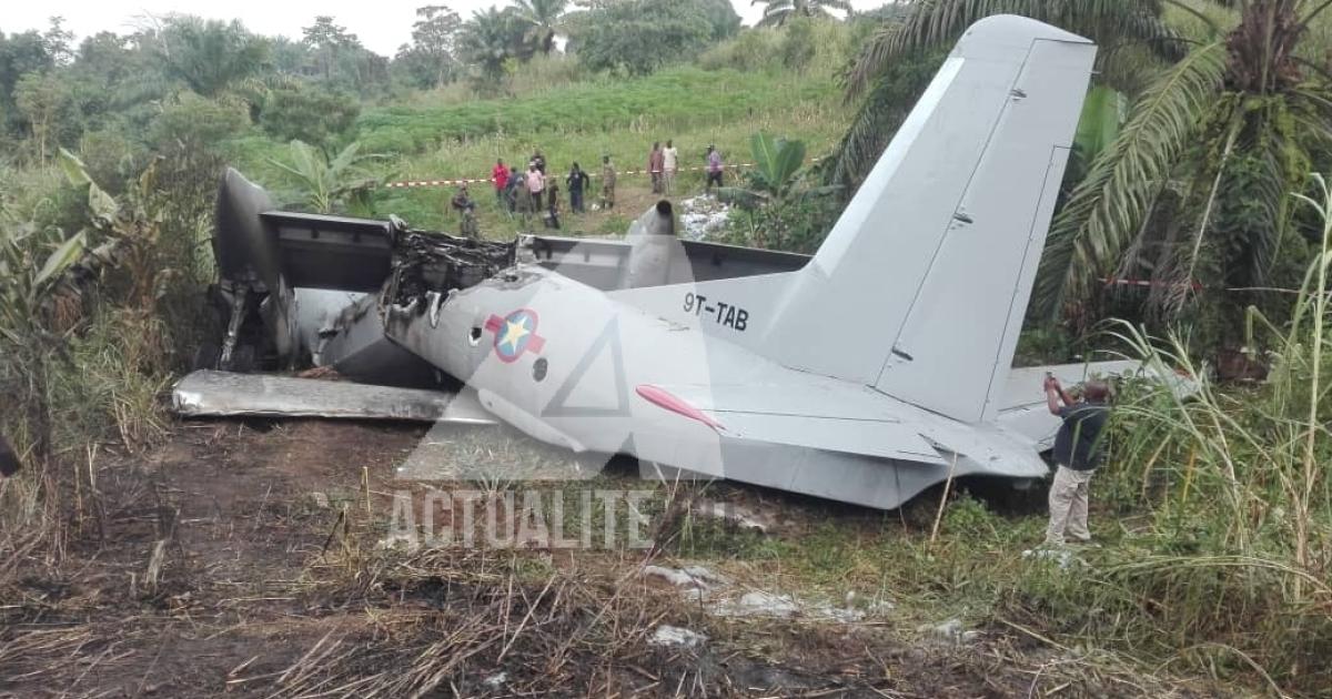 Crash d'un aéronef de l'armée à l'aéroport de Beni/Ph Yassin Kombi ACTUALITE.CD