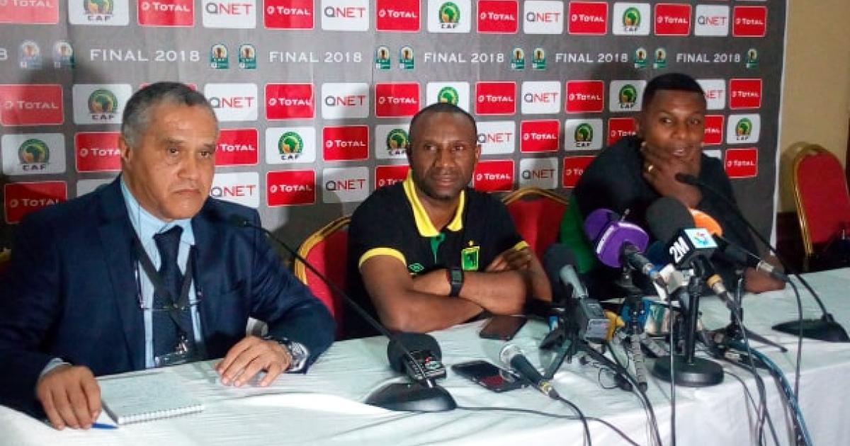 Nelson Muunganga, capitaine de l'As Vclub en compagnie de l'entraineur, Florent Ibenge lors de la conférence de presse d'avant match/Ph. Michel Tobo