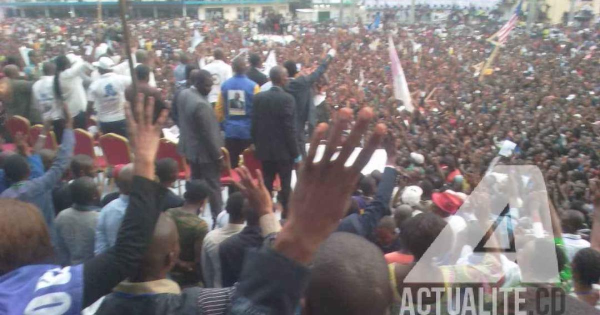 Une foule immense au meeting de Martin Fayulu à la place de la poste à Kisangani