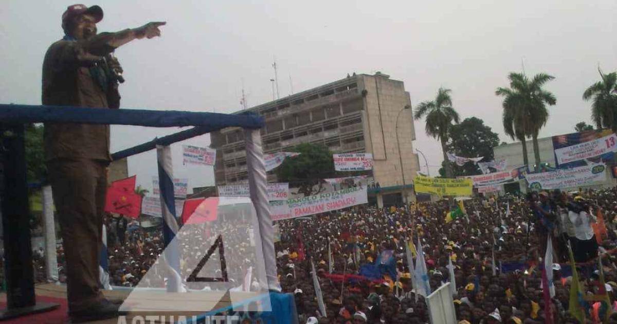 Ramazani Shadary, candidat du FCC, en meeting ce vendredi 14 décembre 2018 à la place de la poste à Kisangani.