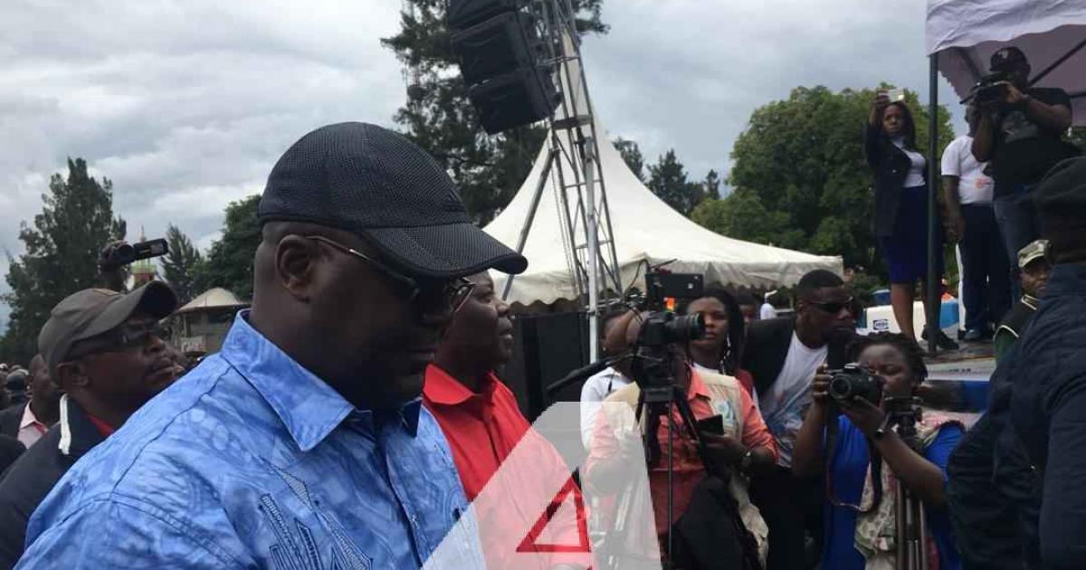 Arrivée de Félix Tshisekedi et de Vital Kamerhe accompagnés d'une foule au terrain Afya de Goma