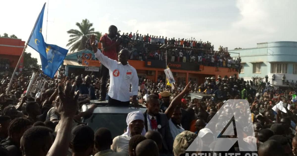 Martin Fayulu en meeting à Bunia.