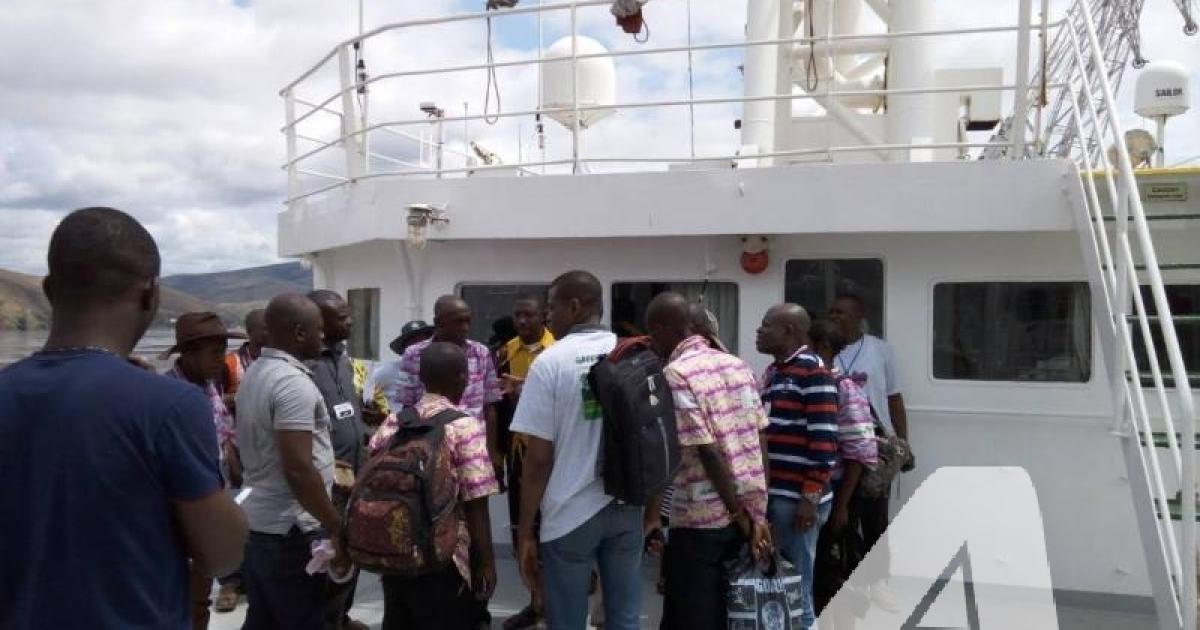 Bateau Esperanza au port de Matadi/ Image d'archives