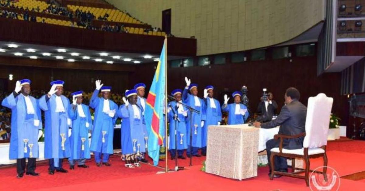 Prestation de serment des juges de la Cour constitutionnelle devant Joseph Kabila/Ph. présidence de la république.