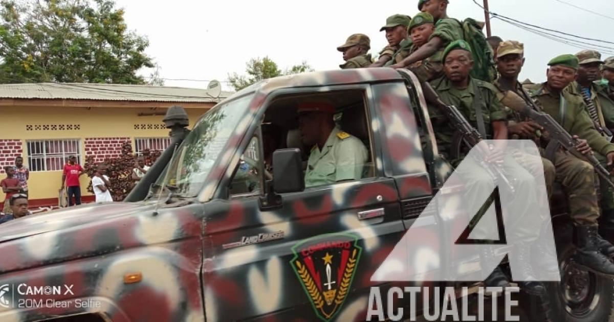 Les militaires déployés lors d'une manifestation de la population à Kindu.