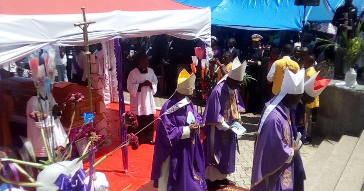 Messe de reqieum pour Mgr Mbadu à Boma / Ph. Solange Ditona 