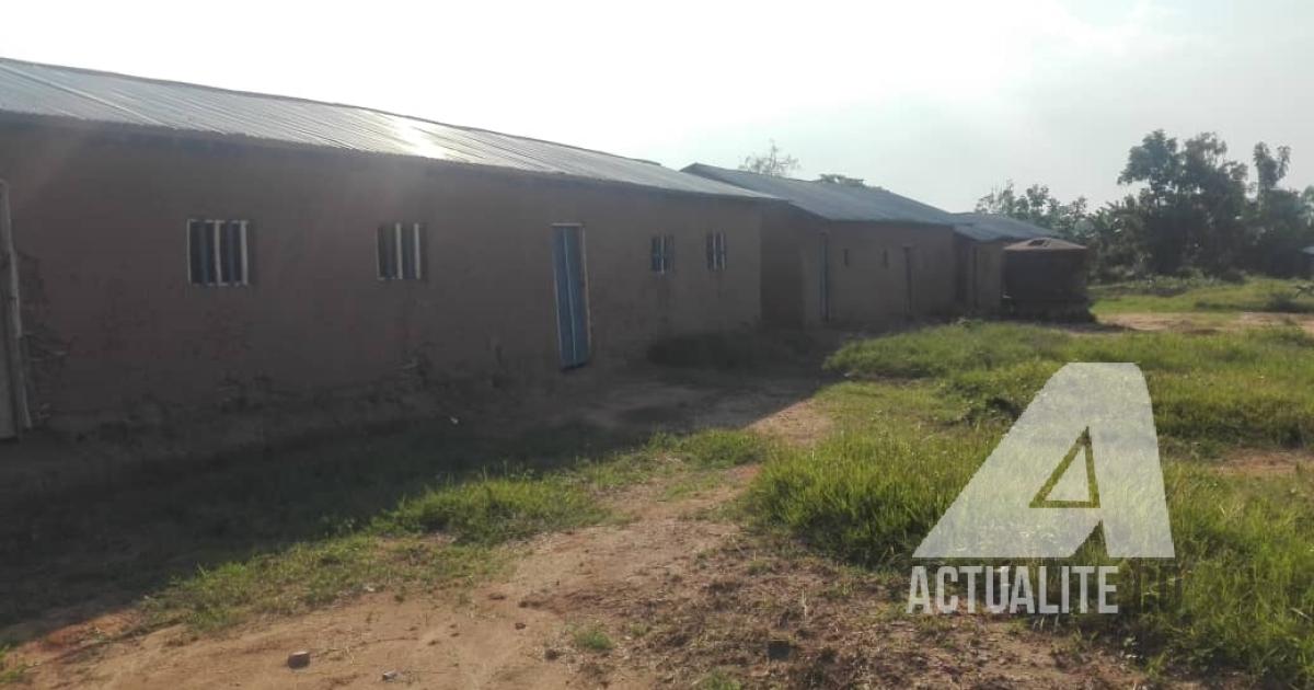 Ecole primaire Ngite à Mavivi désertée par les élèves suite aux attaques à répétition des rebelles ADF/Ph Yassin Kombi ACTUALITE.CD