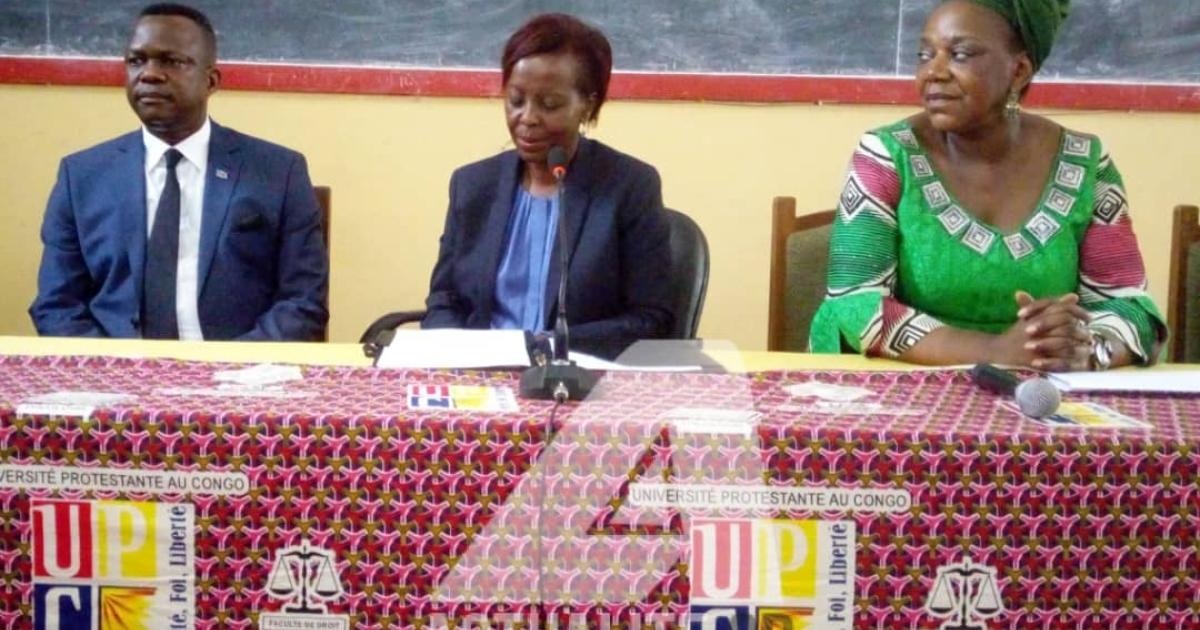 Louise Mushikiwabo lors de son échange avec les étudiants à l'UPC/Ph Japhet Toko