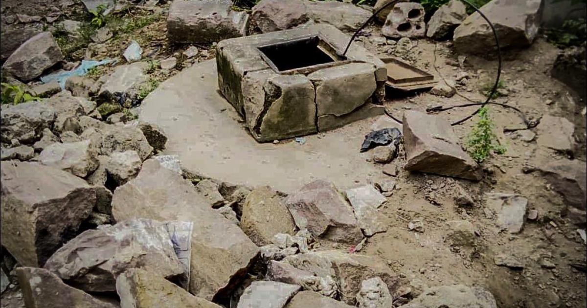 Un puits construit dans une parcelle au quartier Mazal à Mont Ngafula.