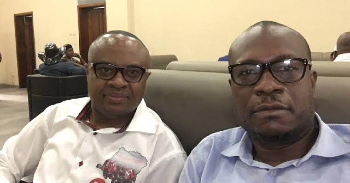 Selfie Lubaya - Sessanga à l’aéroport de Kinshasa  