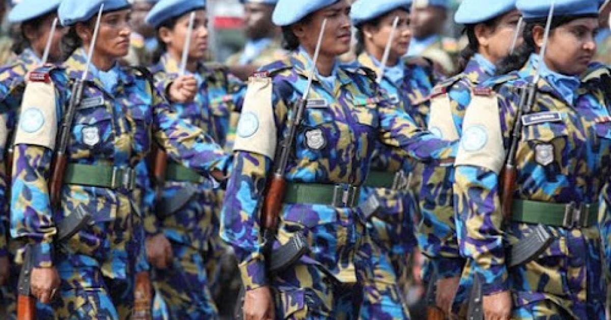 Des casques bleus de la Monusco défilant le 29 mai 2012 à l'occasion de la journée internationale leur consacrée/Ph Radio Okap