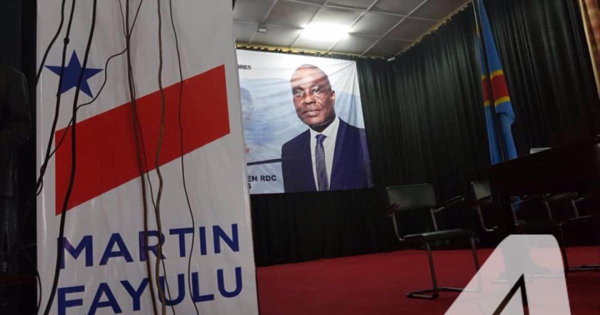 Colloque de Martin Fayulu avec les étudiants