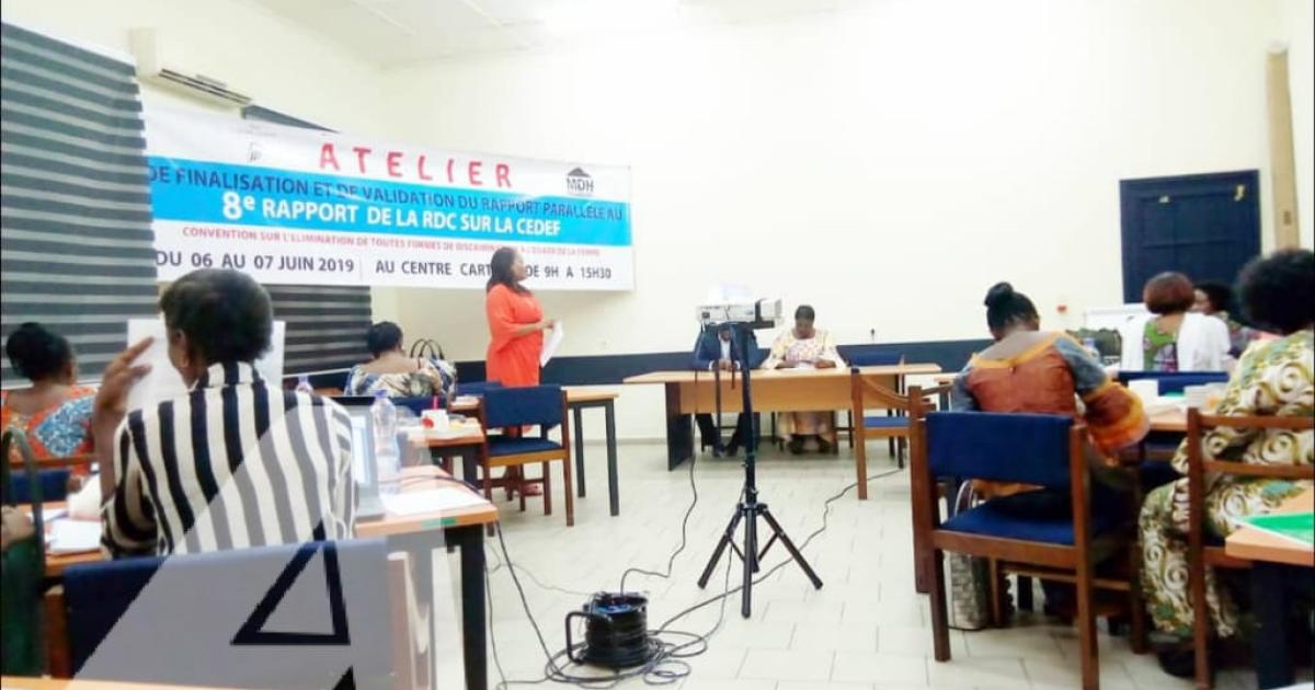 Rencontre des femmes dans le cadre de l'élaboration de la loi parallèle sur les discriminations faites aux femmes