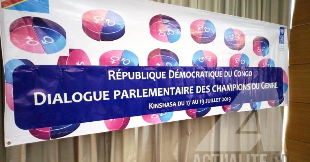 Dialogue parlementaire