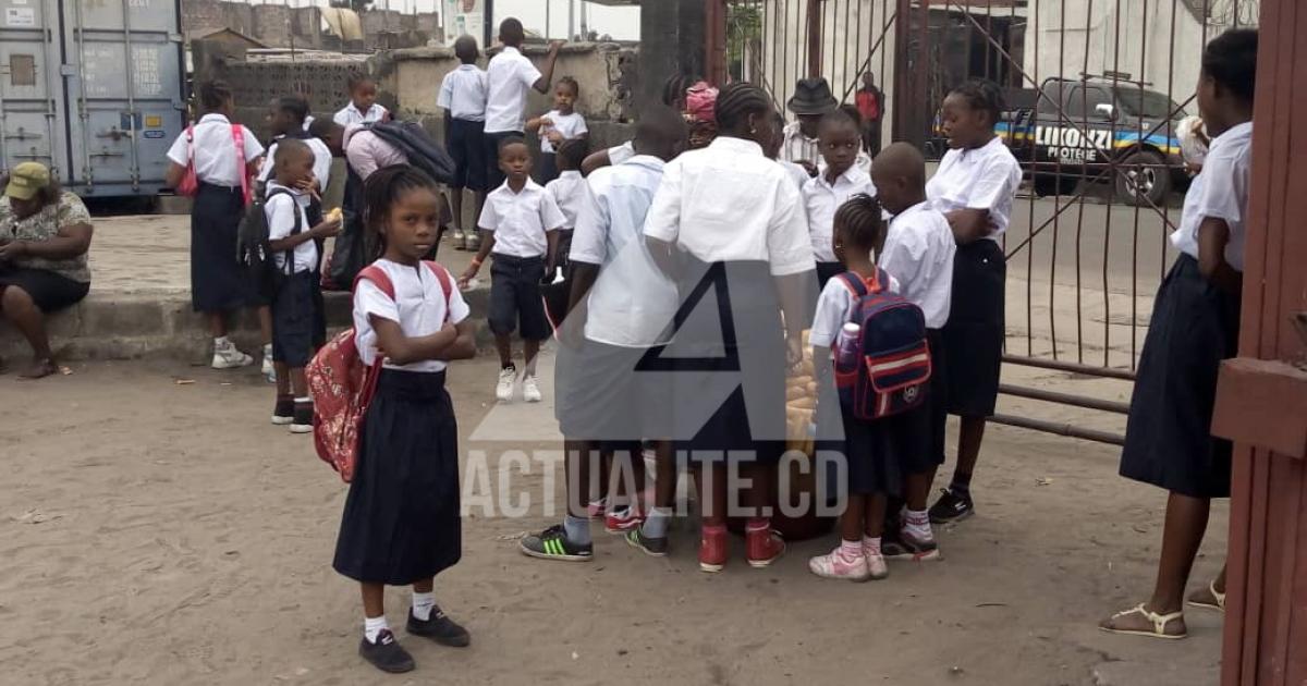 Kinshasa- rentrée scolaire: enseignants et parents s’expriment à propos de la gratuité de l’enseignement 