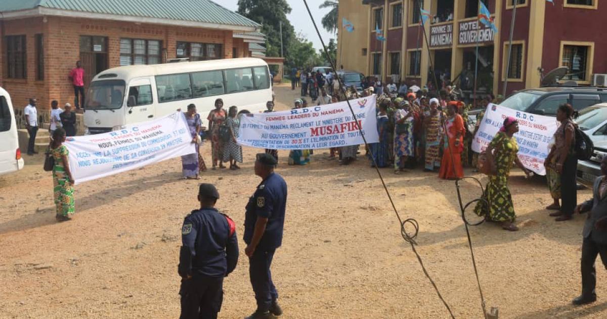 Maniema: une cinquantaine des femmes leaders  ont manifesté dans les installations du gouvernorat