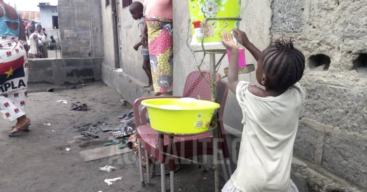  Covid-19 : mesures prises dans les foyers pour se protéger de la pandémie 