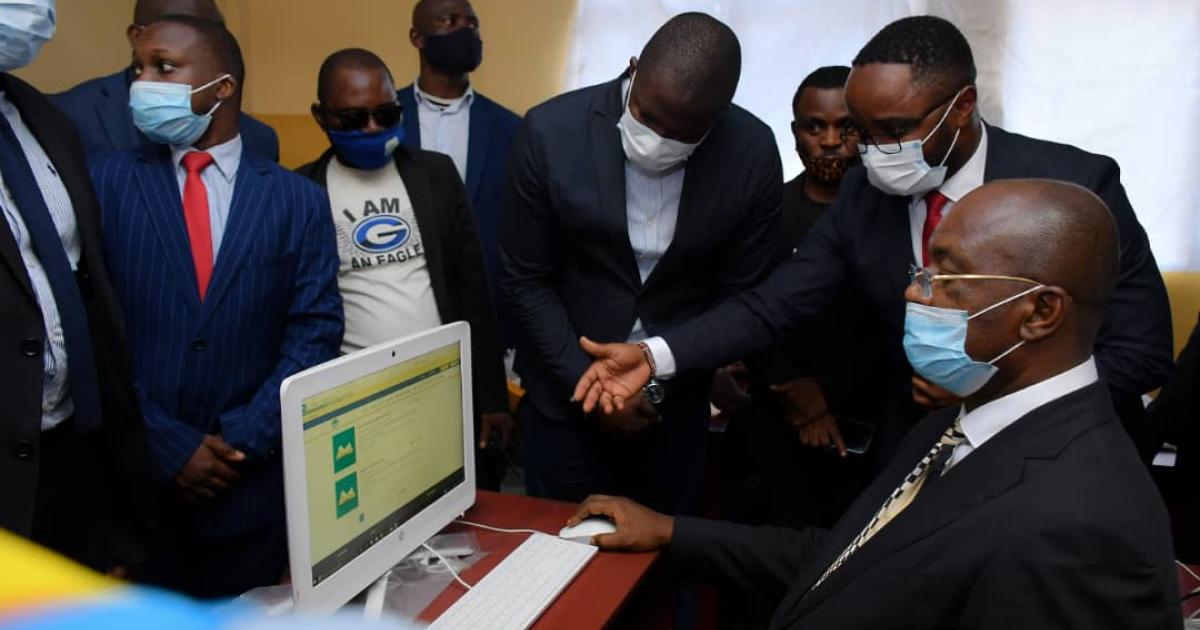 Le gouverneur de Kinshasa Gentiby Ngobila 