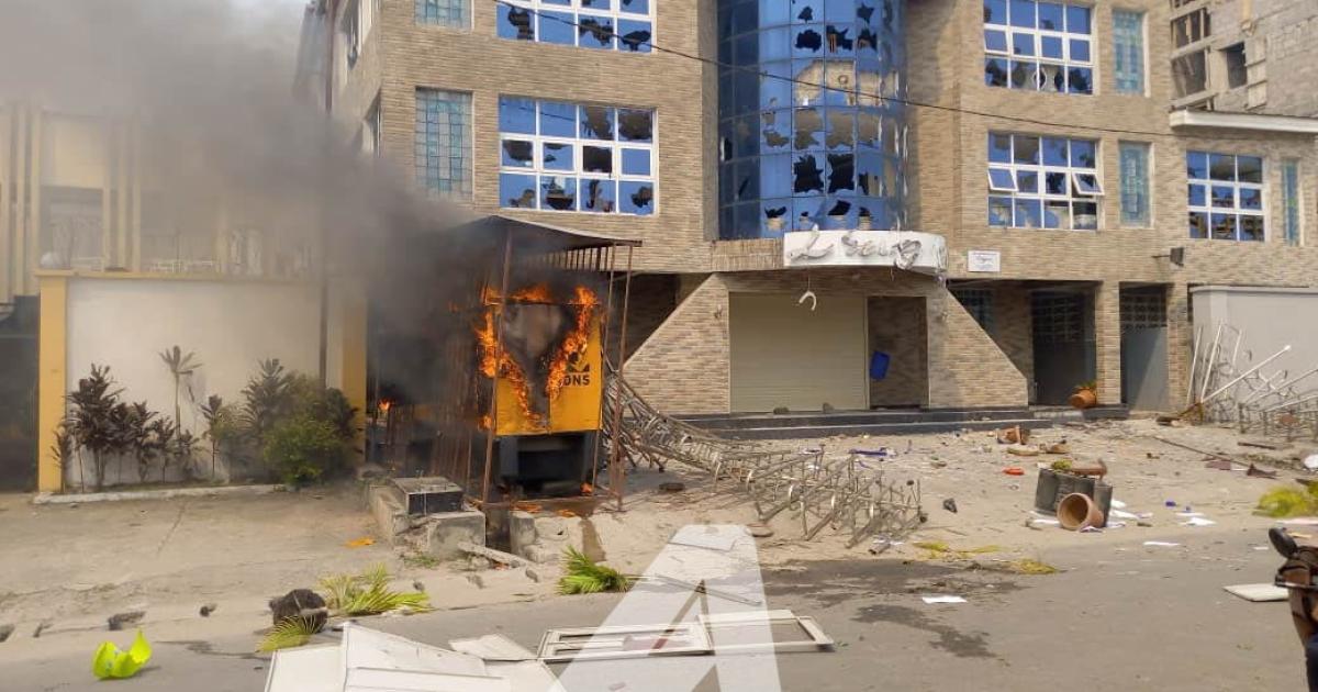 Un hôtel à Kinshasa vandalisé par les militants de l'UDPS en colère/Ph ACTUALITE.CD