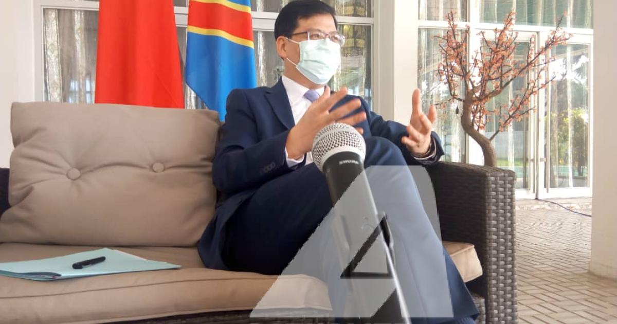 L'ambassadeur de la Chine en RDC Zhu Zing au cours d'un point de presse à Kinshasa. Ph. Ivan Kasongo/ACTUALITE.CD.