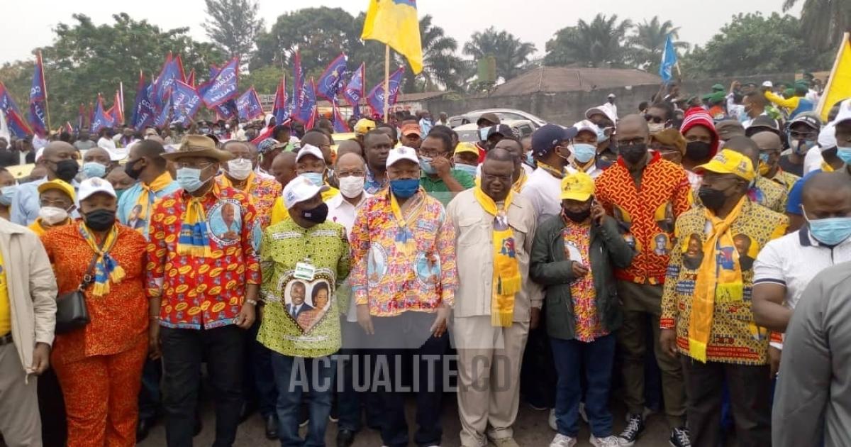 Début marche FCC au niveau de la 1ère Rue à Limete/Kinshasa. Ph. ACTUALITE.CD