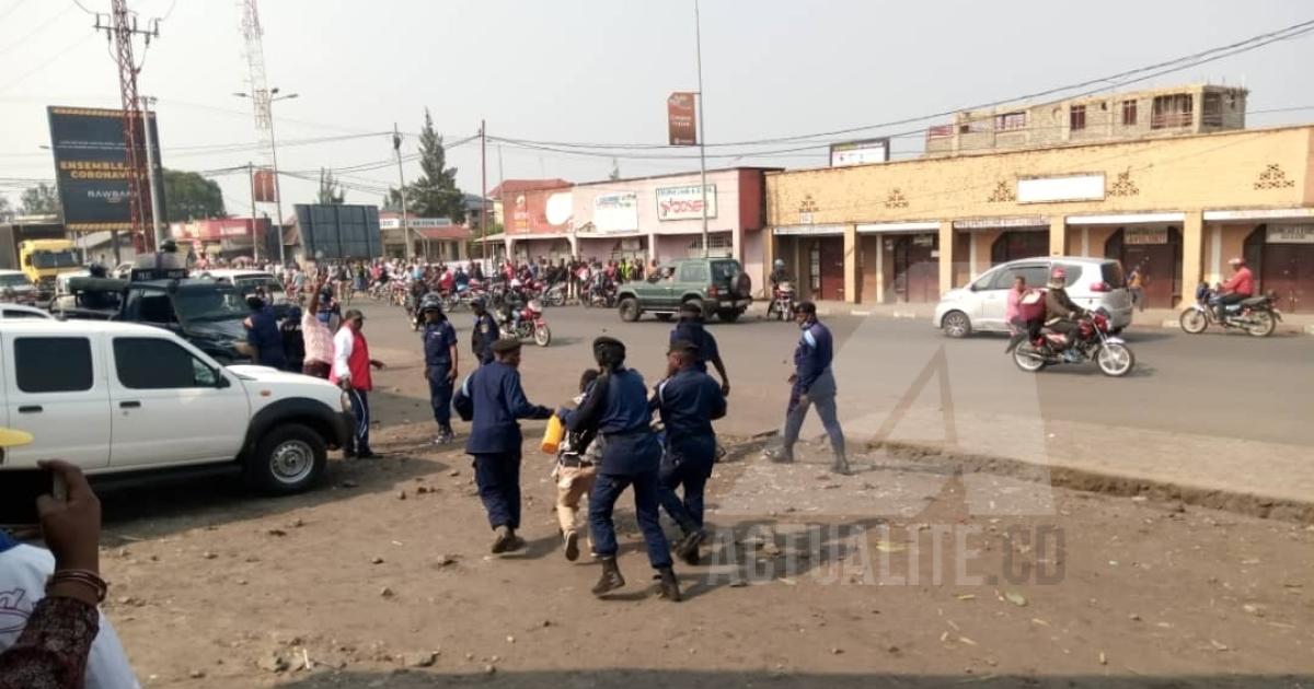 La police dispersant les manifestants de l'UNC à Goma/Ph. ACTUALITE.CD