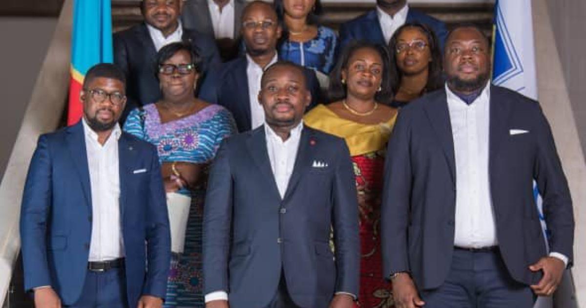 Photo de famille du Club des Parlementaires Congolais pour le Développement (CPCD)