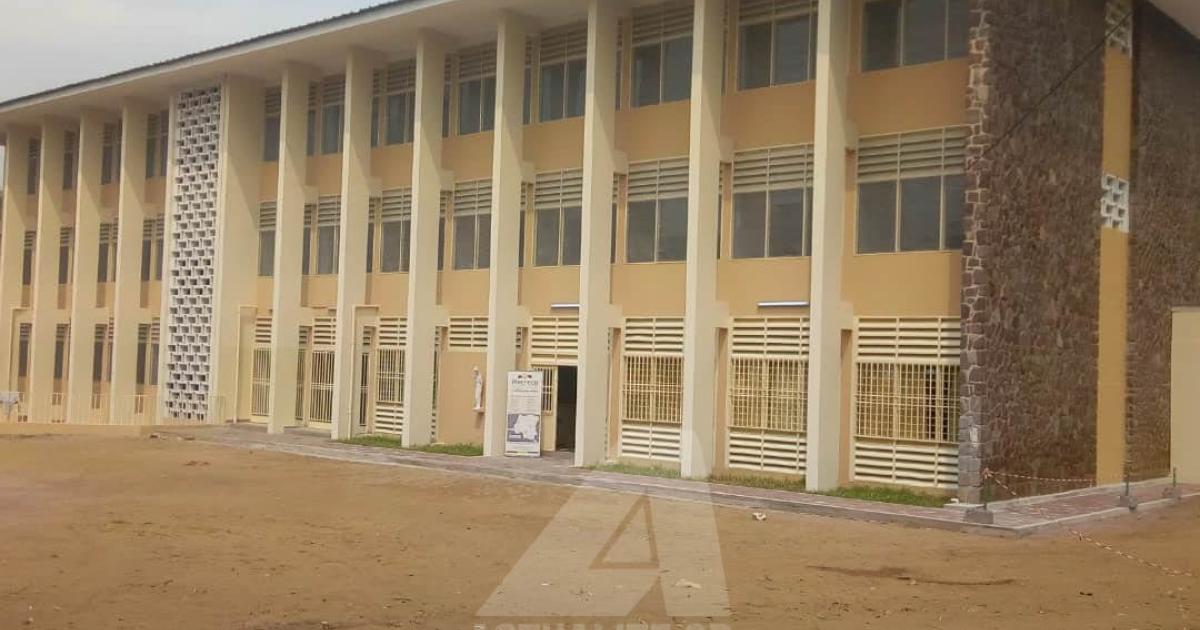 Un des homes réhabilités de l'UNIKIN. Photo ACTUALITE.CD.