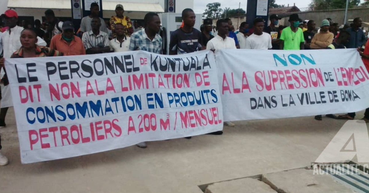 Marche pacifique des travailleurs de la filiale Kuntuala à Boma. Photo ACTUALITE.CD