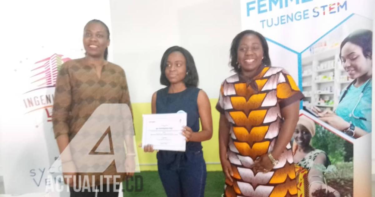 RDC : 24 jeunes filles bénéficiaires du programme TUJENGE STEM ont reçu leurs diplômes