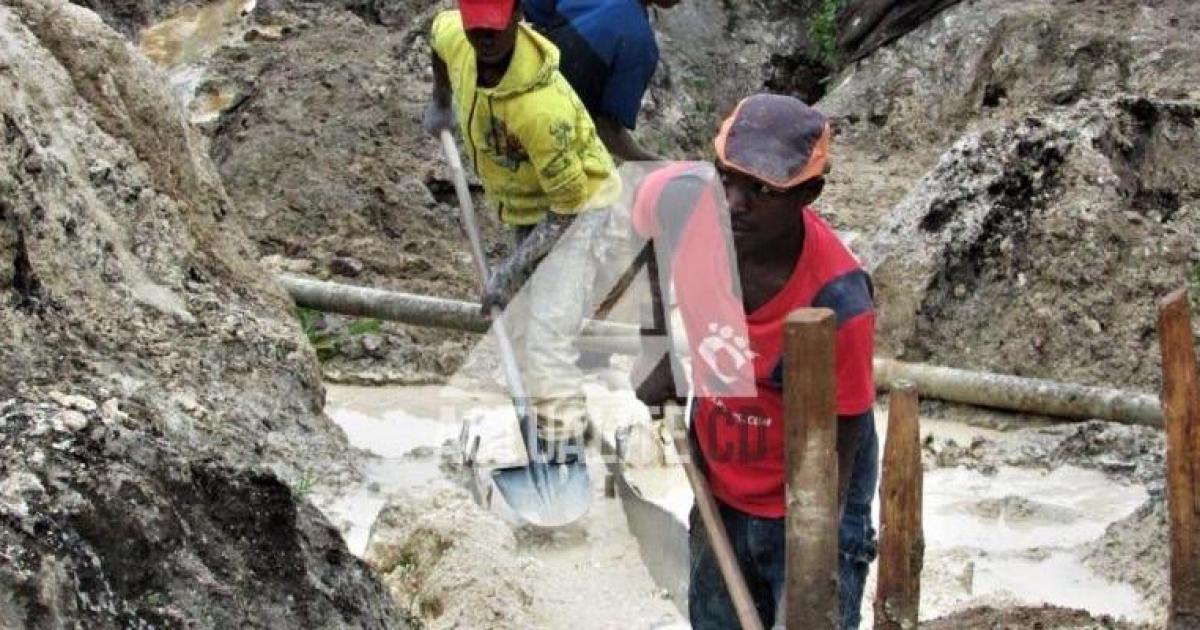 Des mineurs dans une carrière d'exploitation de coltan à Masisi/Ph ACTUALITE.CD